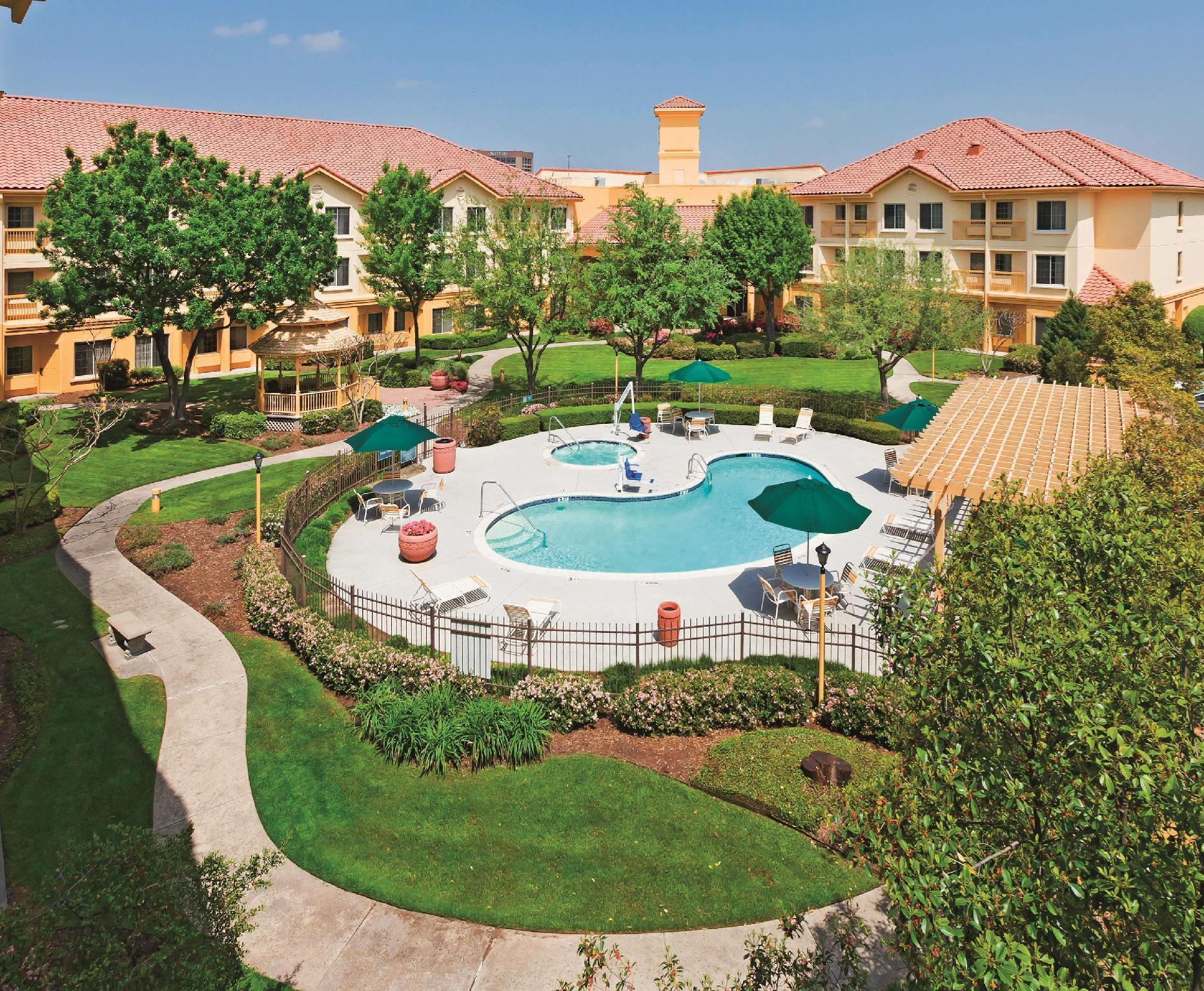 La Quinta By Wyndham Dallas Dfw Airport North Ирвинг Экстерьер фото