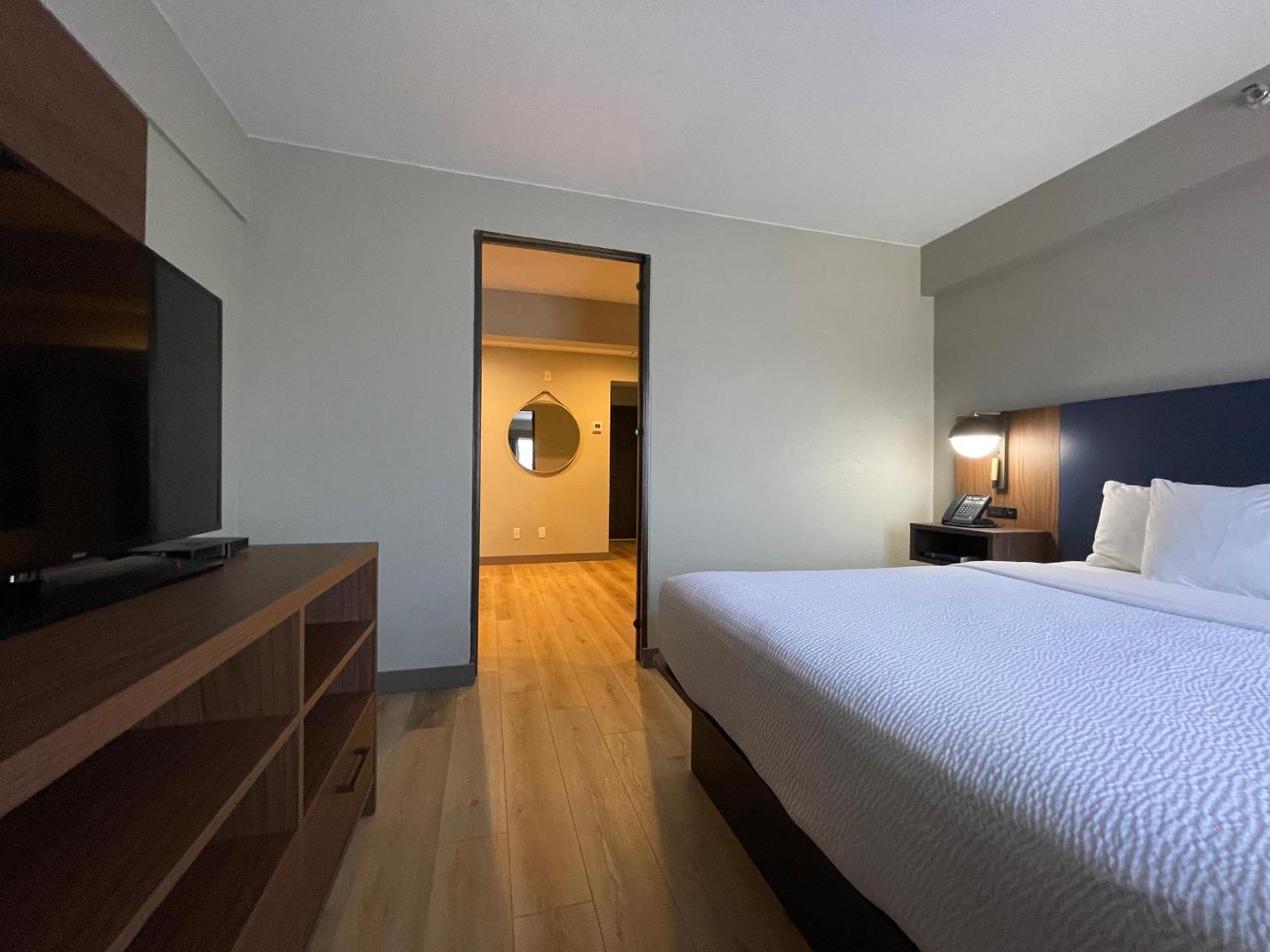 La Quinta By Wyndham Dallas Dfw Airport North Ирвинг Экстерьер фото