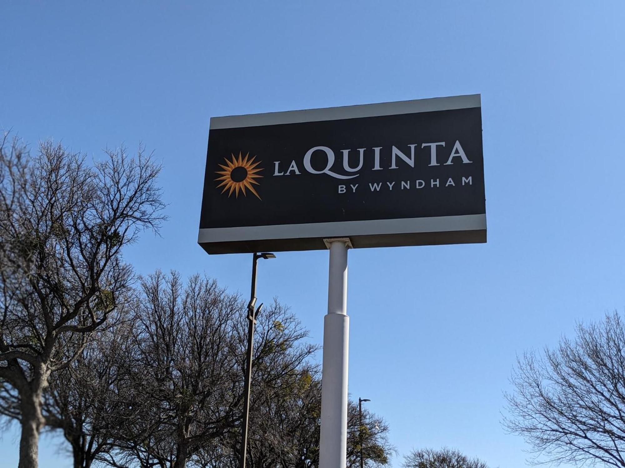 La Quinta By Wyndham Dallas Dfw Airport North Ирвинг Экстерьер фото