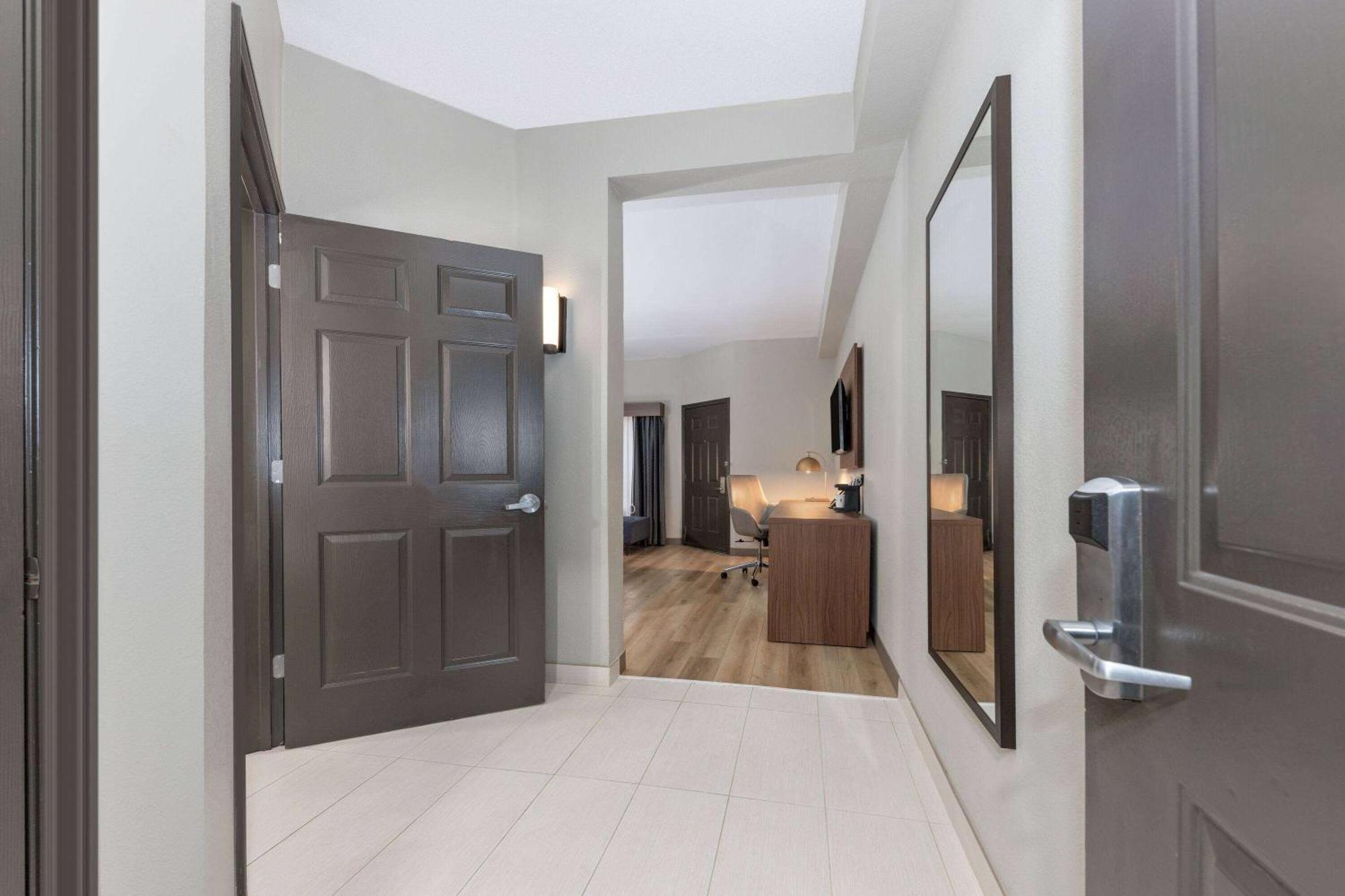 La Quinta By Wyndham Dallas Dfw Airport North Ирвинг Экстерьер фото